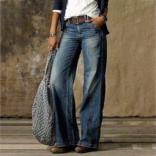 Sarah | Relaxed Vintage Wide-Leg Jeans — Blue — Alfa Empire, view 2