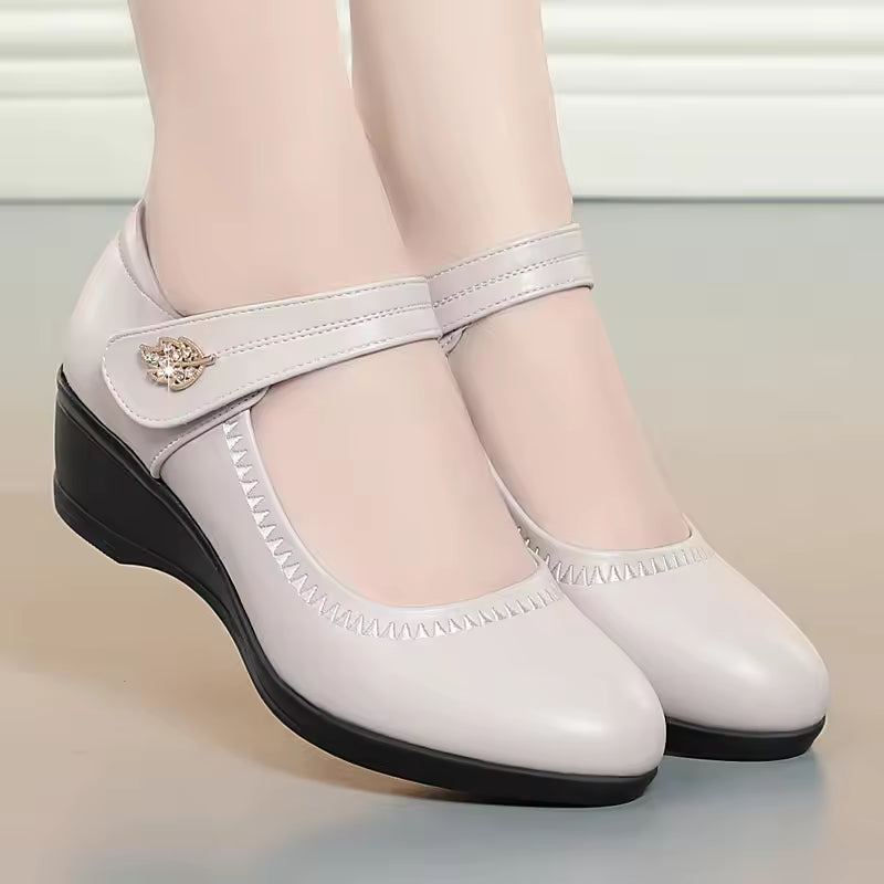 Amelia | Casual Round Toe Soft Leather Shoes — White — Alfa Empire, view 1