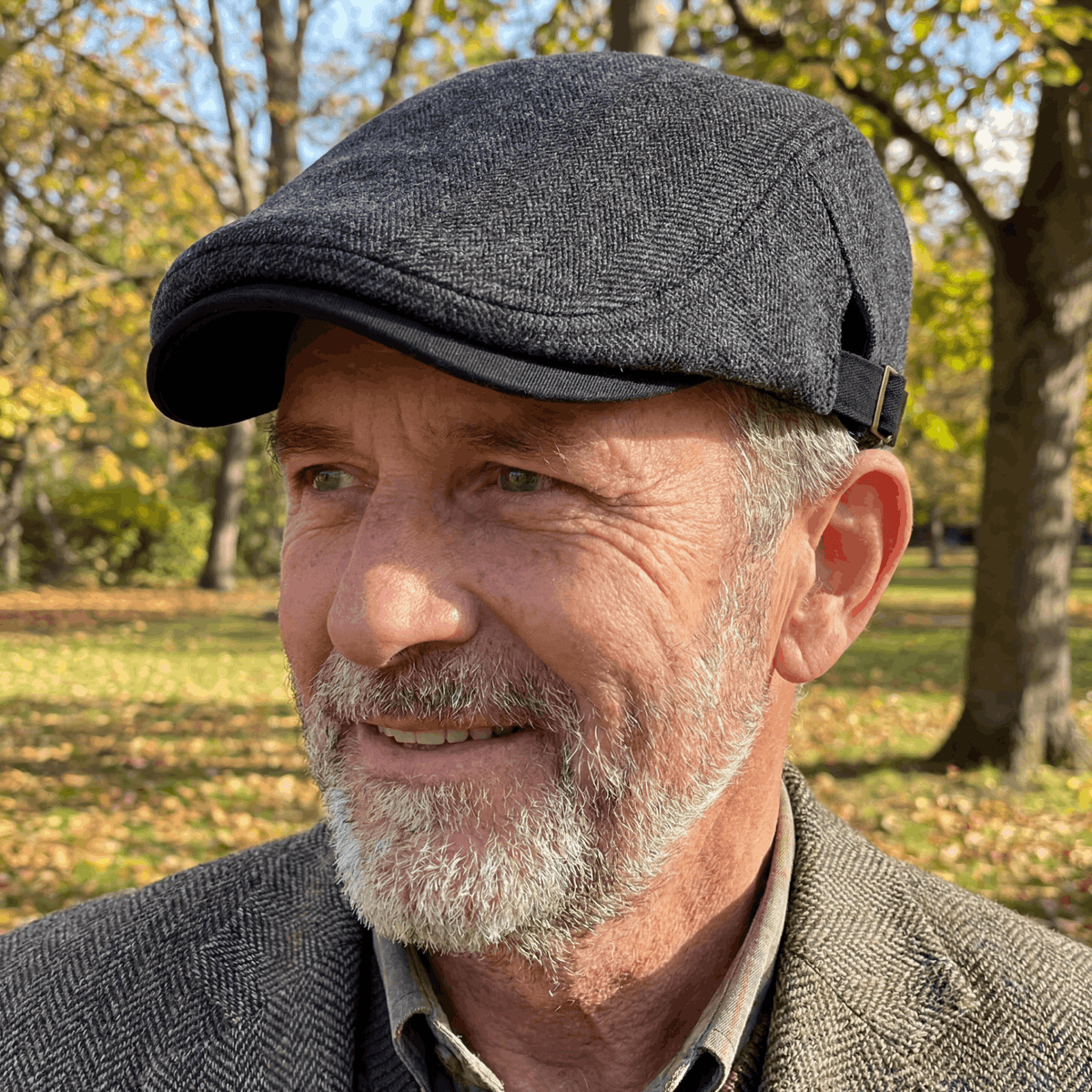 Arnel | Classic Tweed Flat Cap — Alfa Empire, view 2