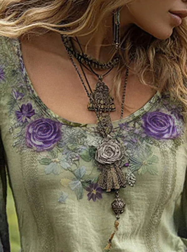 Damebluse med blomsterprint, rund halsudskæring og lange ærmer — Alfa Empire, billede 2