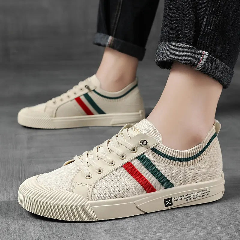 Men’s Retro Stripe Minimalist Sneakers