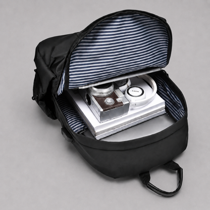 MINIMALIST BACKPACK FOR MEN