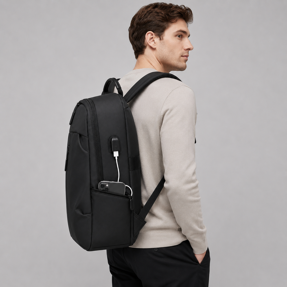 MINIMALIST BACKPACK FOR MEN